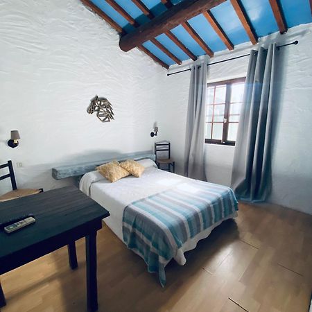 Hotel Mas De Layalle Les Les Saintes-Maries-de-la-Mer Extérieur photo